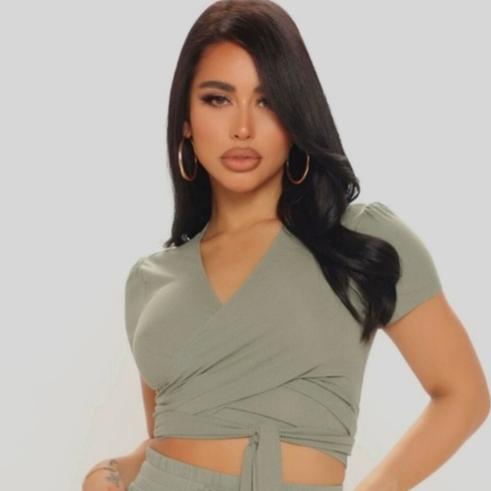 In the Wrap Crop top